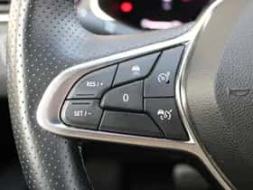 Renault Clio (2024) thumbnail 17