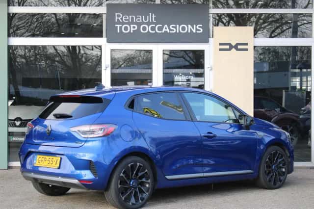 Renault Clio (2024) thumbnail 2