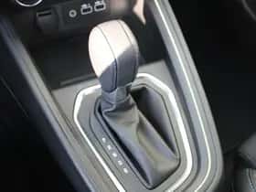 Renault Clio (2024) thumbnail 23