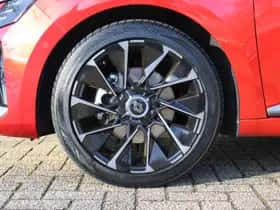 Renault Clio (2024) thumbnail 26