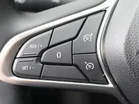Renault Clio (2024) thumbnail 16