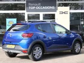 Dacia Sandero Stepway (2023) thumbnail 2