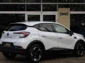 Renault Captur (2025) thumbnail 2