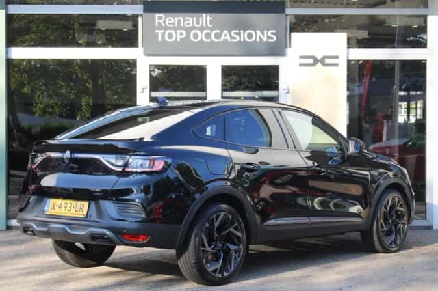 Renault Arkana (2023) thumbnail 2