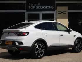 Renault Arkana (2023) thumbnail 2