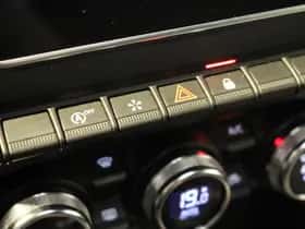 Renault Clio (2024) thumbnail 37