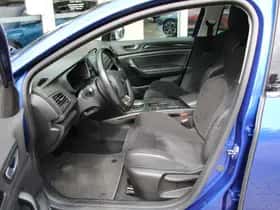 Renault Mégane (2022) thumbnail 25