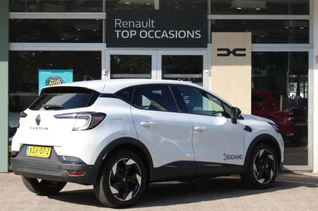 Renault Captur (2026) thumbnail 2