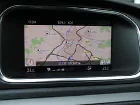 Volvo V40 (2018) thumbnail 11