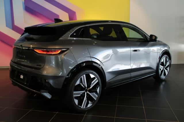 Renault Mégane E-Tech (2026) thumbnail 2