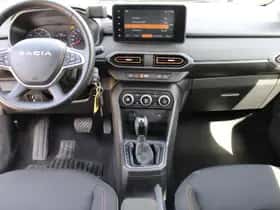 Dacia Sandero Stepway (2023) thumbnail 3