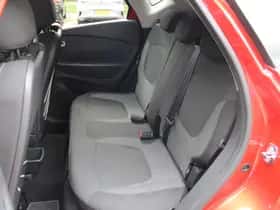 Renault Captur (2016) thumbnail 31