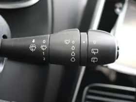 Renault Clio (2018) thumbnail 17