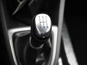 Renault Clio (2018) thumbnail 22
