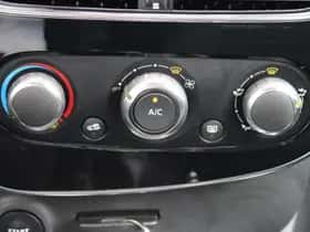 Renault Clio (2018) thumbnail 10
