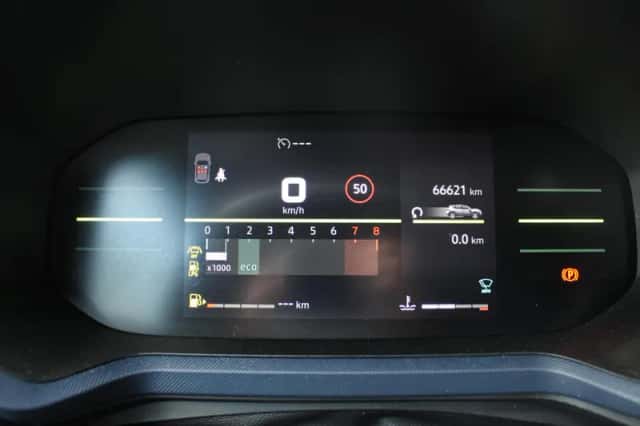 Dacia Duster (2024) thumbnail 3