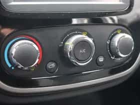 Renault Captur (2016) thumbnail 12