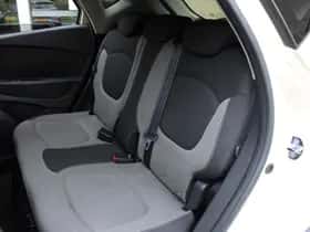 Renault Captur (2016) thumbnail 20