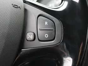 Renault Captur (2016) thumbnail 25