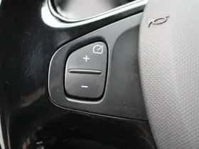 Renault Captur (2016) thumbnail 26