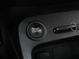 Renault Captur (2016) thumbnail 30