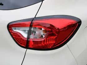 Renault Captur (2016) thumbnail 36