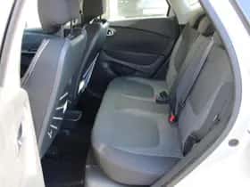 Renault Captur (2014) thumbnail 27