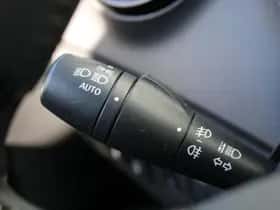 Renault Captur (2014) thumbnail 28