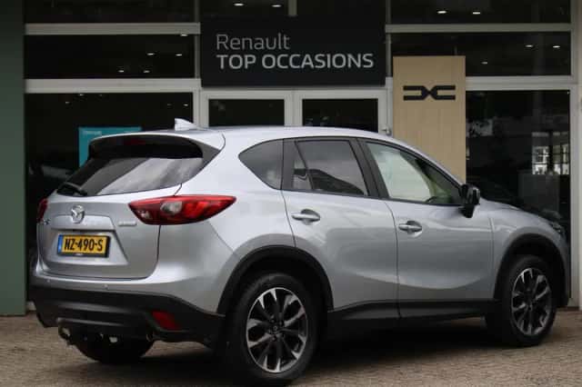 Mazda CX-5 (2017) thumbnail 2