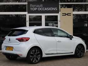 Renault Clio (2022) thumbnail 2