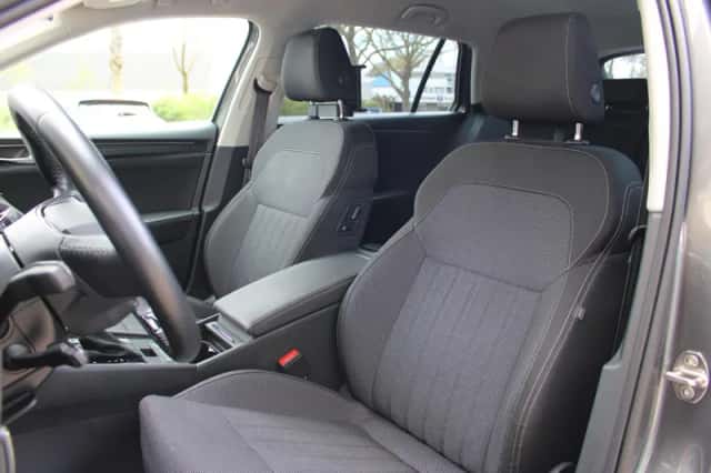 Škoda Superb (2023) thumbnail 6