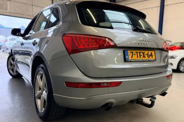 Audi Q5 (2009) thumbnail 3