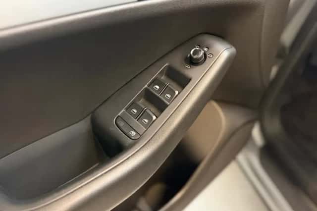 Audi Q5 (2009) thumbnail 5