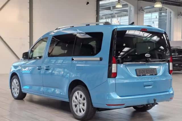 Ford Tourneo Connect (2025) thumbnail 3