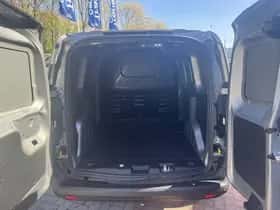 Ford Transit Courier (2023) thumbnail 8
