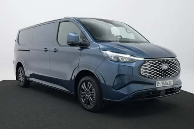 Ford E-Transit Custom (2026) thumbnail 6