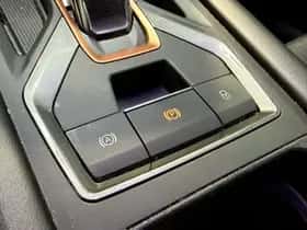 CUPRA Leon (2025) thumbnail 16
