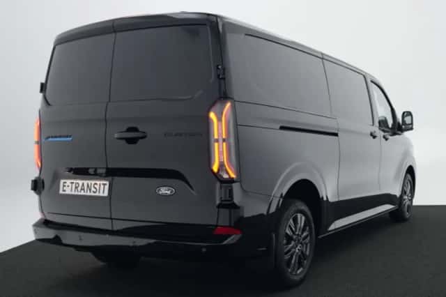 Ford E-Transit Custom (2026) thumbnail 4