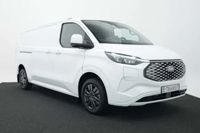 Ford E-Transit Custom (2025) thumbnail 6