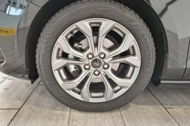 Ford Focus (2025) thumbnail 6