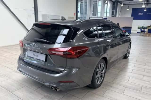 Ford Focus (2025) thumbnail 5