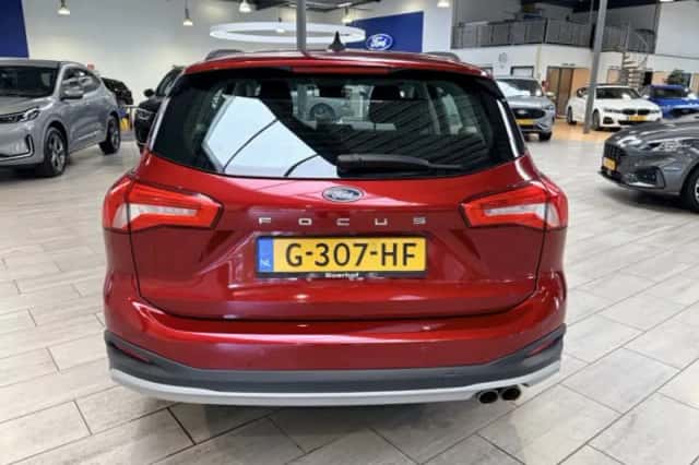 Ford Focus (2019) thumbnail 5