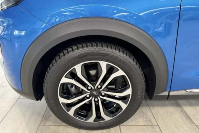 Ford Puma (2023) thumbnail 2