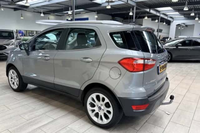 Ford EcoSport (2020) thumbnail 3
