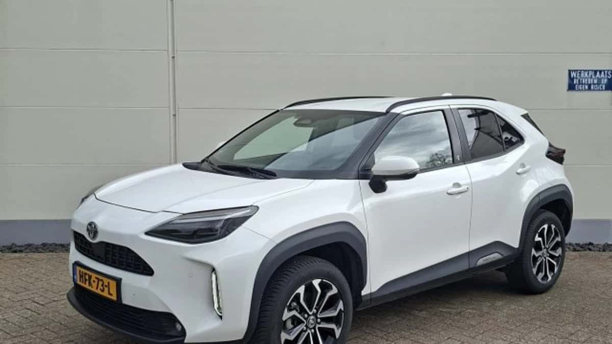 Toyota Yaris Cross (2024) — foto 1
