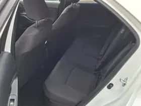 Toyota Yaris Cross (2024) thumbnail 7