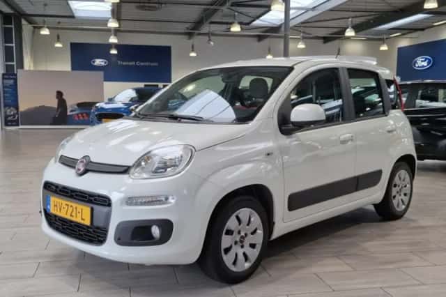 Fiat Panda (2015) thumbnail 1