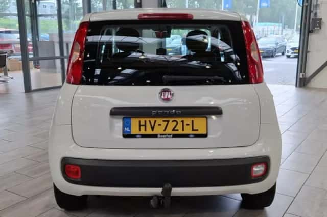 Fiat Panda (2015) thumbnail 4