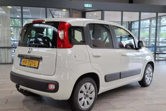 Fiat Panda (2015) thumbnail 5