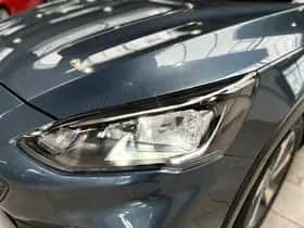 Ford Focus thumbnail 18